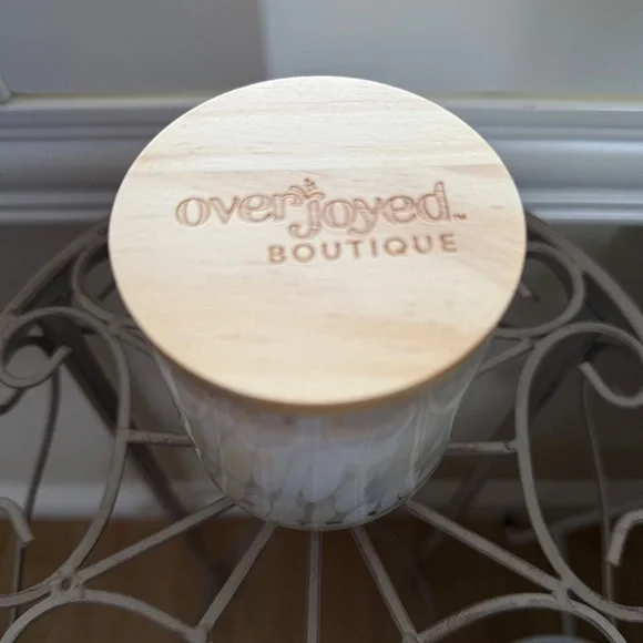 Glass Candle โ Citrus Grove - 8 Oz, Overjoyed Boutique - Picture 4 of 12